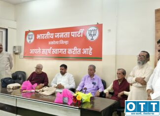 भाजपा कार्यालयात गणेशोत्सवानिमित्त महाप्रसाद; ज्येष्ठांचा सन्मान, ४५ मंडळांना भेटी