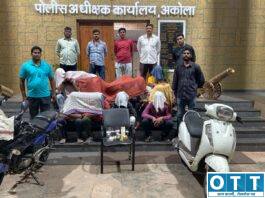 अकोल्यात ‘ऑपरेशन प्रहार’चा दणका; जुगार अड्ड्यावर छापा, १३ जण ताब्यात